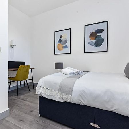Lovely 2 Bedroom Apartment In Greater Londýn Exteriér fotografie