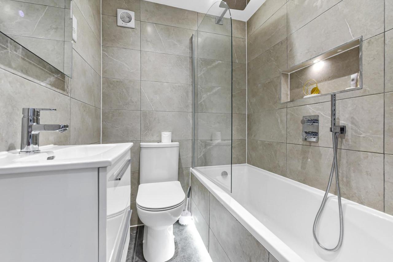 Lovely 2 Bedroom Apartment In Greater Londýn Exteriér fotografie