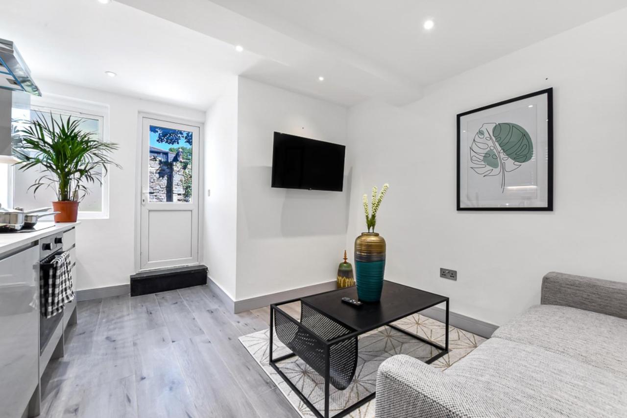 Lovely 2 Bedroom Apartment In Greater Londýn Exteriér fotografie