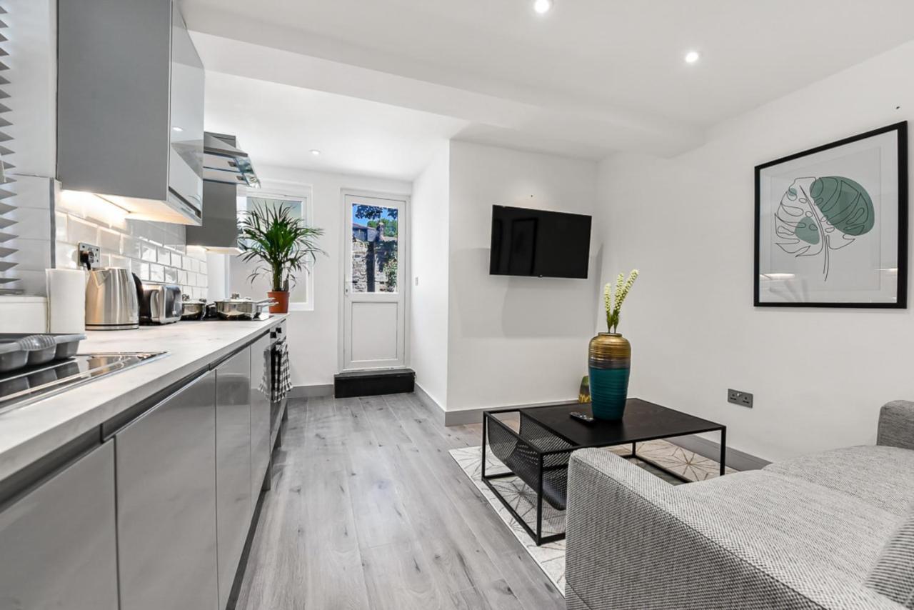 Lovely 2 Bedroom Apartment In Greater Londýn Exteriér fotografie