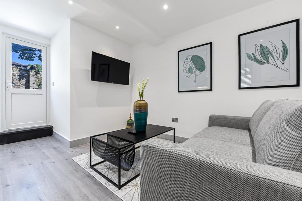 Lovely 2 Bedroom Apartment In Greater Londýn Exteriér fotografie